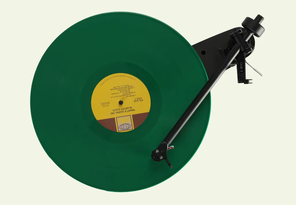 Replay_overhead_greenvinyl_9982.webp