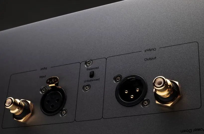 Cambridge Audio Edge M 8.webp