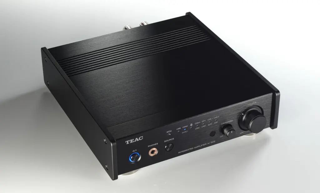 TEAC AI-303 DAC USB 9.webp