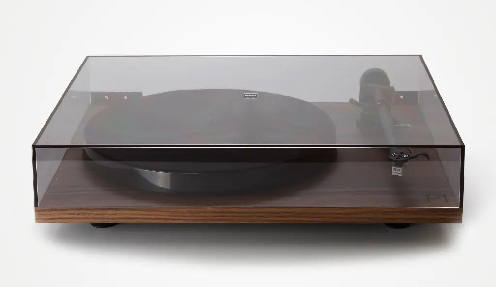 REGA PLANAR 1 PLUS 7.webp