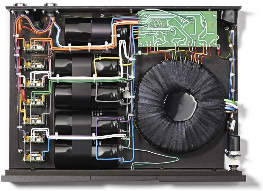 Naim NAPS 555-DR (Classic Finish) 5.webp