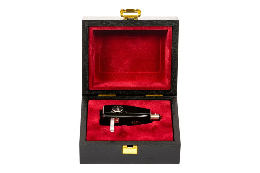 THORENS TD 124 DD 140 aniversario 15.webp